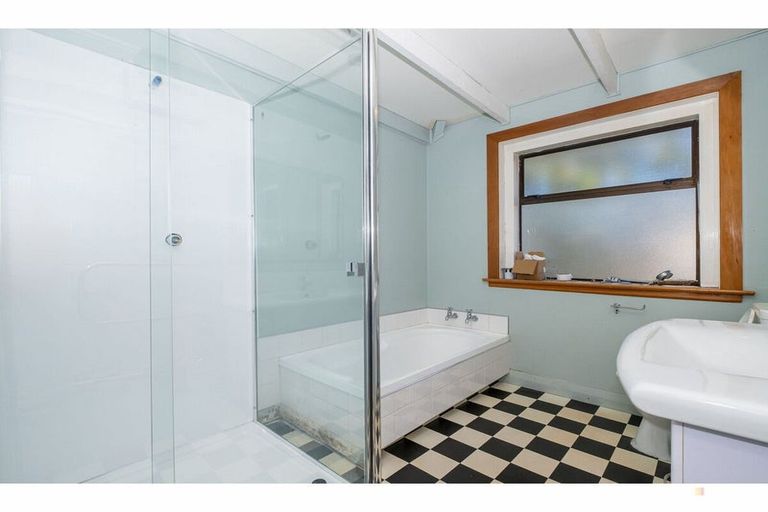 Photo of property in 28 Selwyn Street, Maori Hill, Timaru, 7910