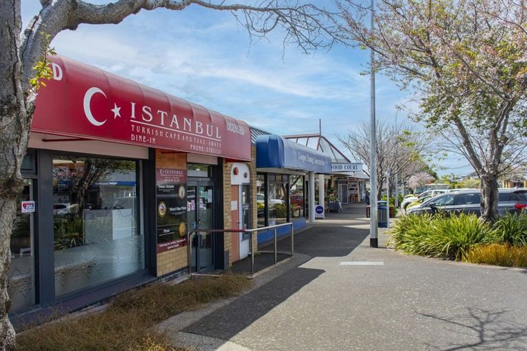 Photo of property in 2 Chevron Drive, Bellevue, Tauranga, 3110