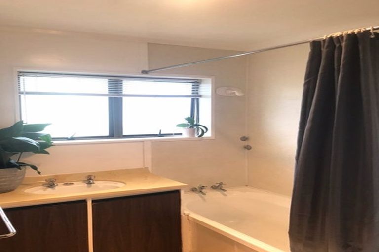 Photo of property in 3/7 Opaheke Road, Papakura, 2110