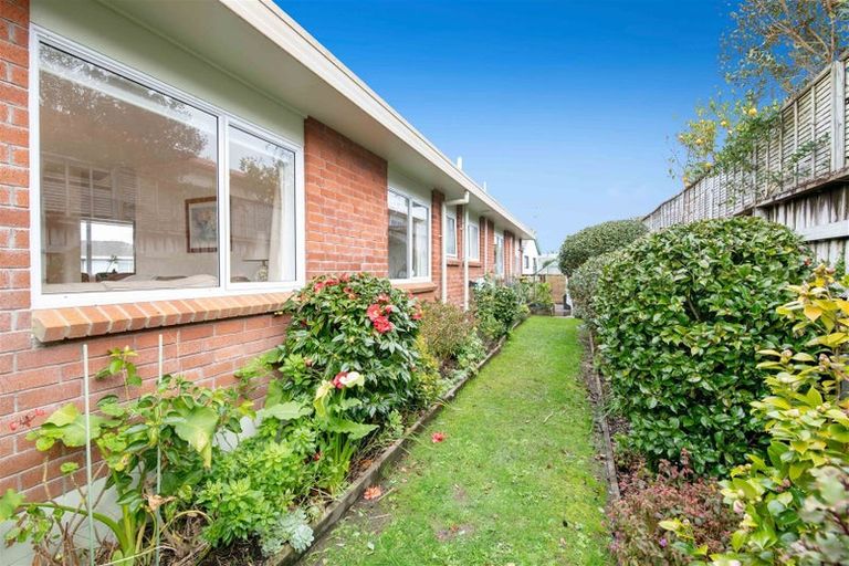 Photo of property in 21 Ruby Place, Orewa, 0931