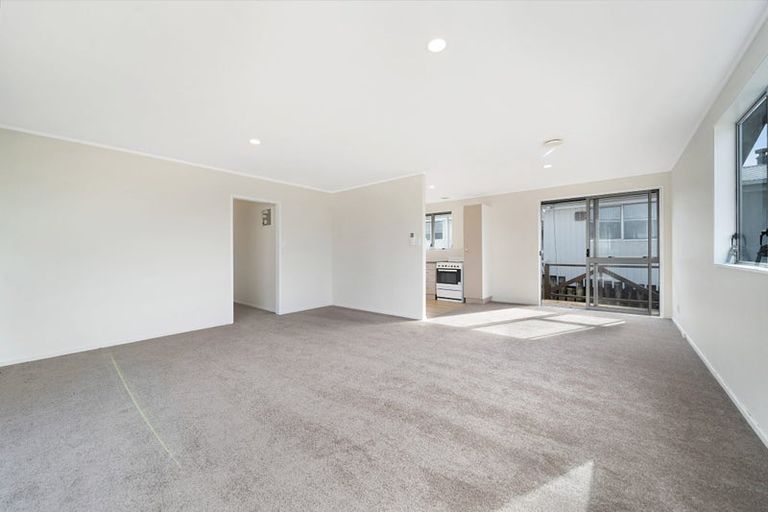 Photo of property in 1/24a Waimumu Road, Massey, Auckland, 0614