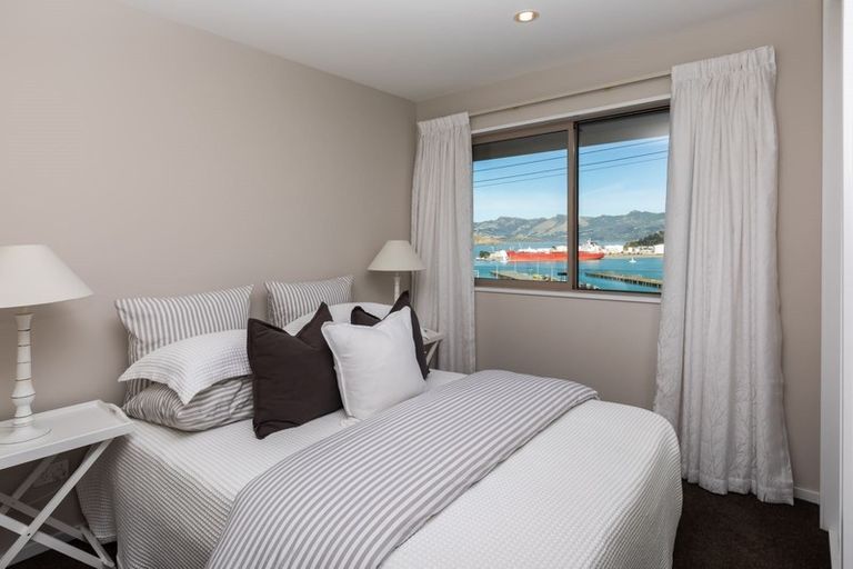 Photo of property in 10 Saint Davids Street, Lyttelton, 8082