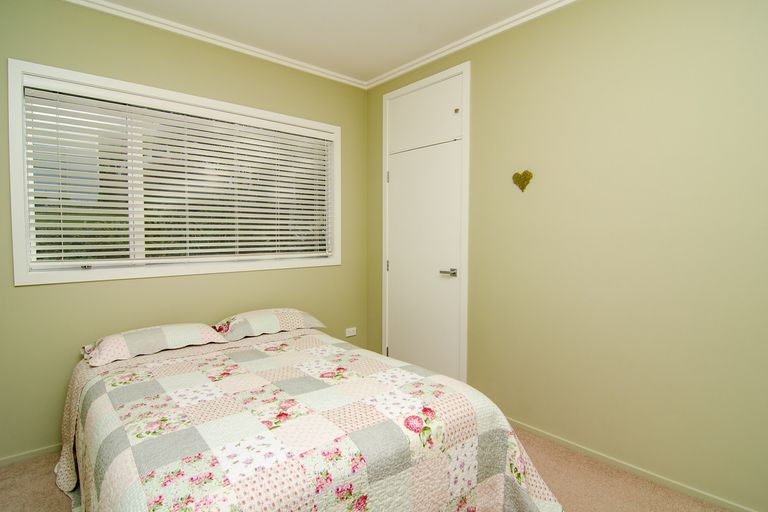 Photo of property in 16 Highgate, Belleknowes, Dunedin, 9011