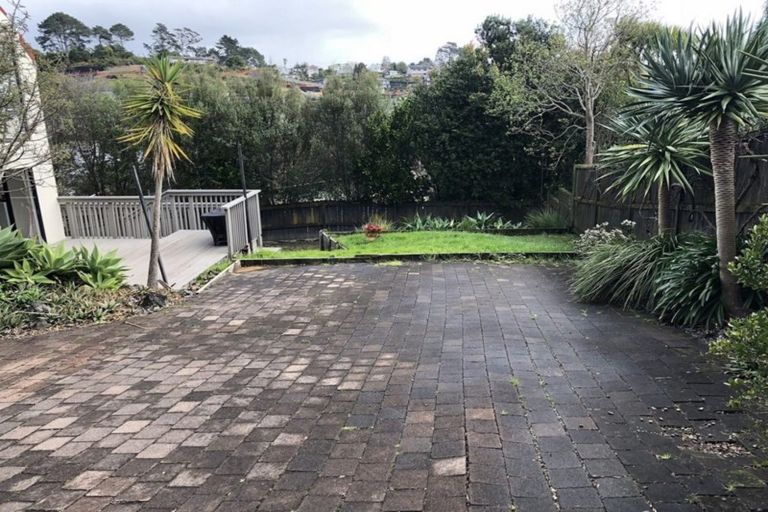 Photo of property in 117a Browns Bay Road, Browns Bay, Auckland, 0630