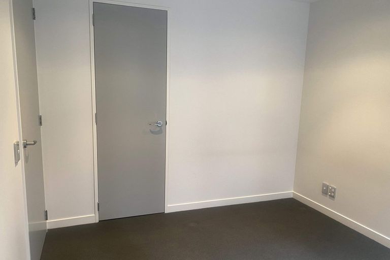 Photo of property in Monument Apartments, 3d/245 Wakefield Street, Te Aro, Wellington, 6011