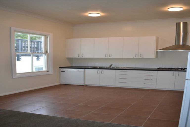 Photo of property in 50 Ellice Street, Mount Victoria, Wellington, 6011