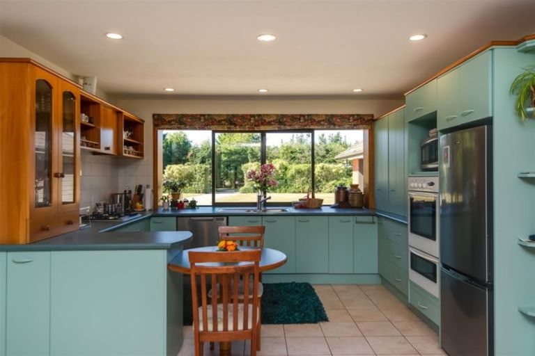 Photo of property in 301 School Road, West Eyreton, Rangiora, 7475