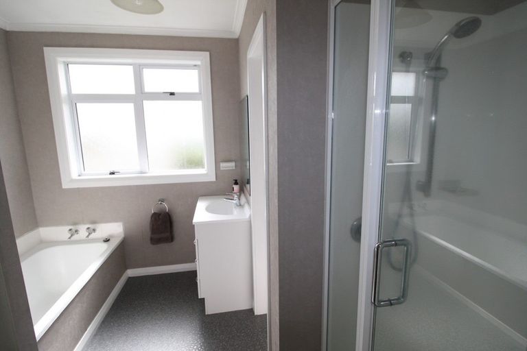 Photo of property in 28 Lanark Street, Mosgiel, 9024