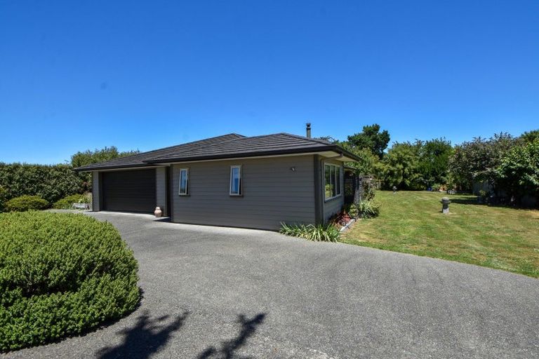Photo of property in 5 Tararua Crescent, Carterton, 5713