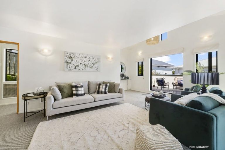 Photo of property in 98c Northland Road, Northland, Wellington, 6012