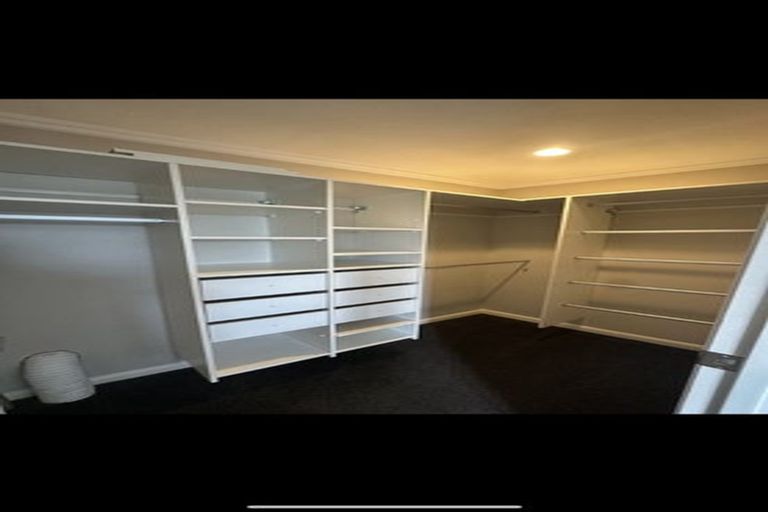 Photo of property in 1/43 Shanaway Rise, Hillcrest, Auckland, 0627