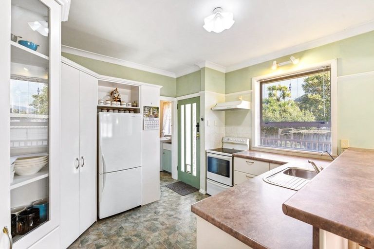 Photo of property in 118 Bay View Road, South Dunedin, Dunedin, 9012