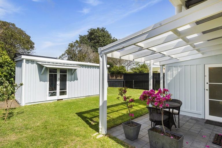 Photo of property in 32a Simpson Road, Papamoa Beach, Papamoa, 3118