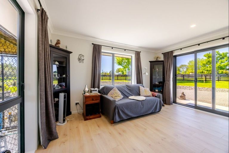 Photo of property in 3 Chamberry Drive, Waipukurau, 4282