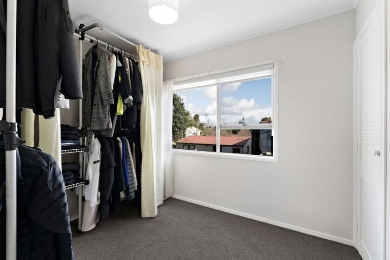 Photo of property in 6 Hotspur Place, Bayview, Auckland, 0629