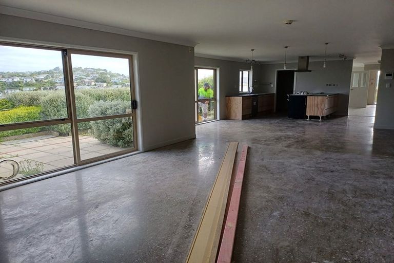 Photo of property in 15 Epic Way, Newlands, Wellington, 6037