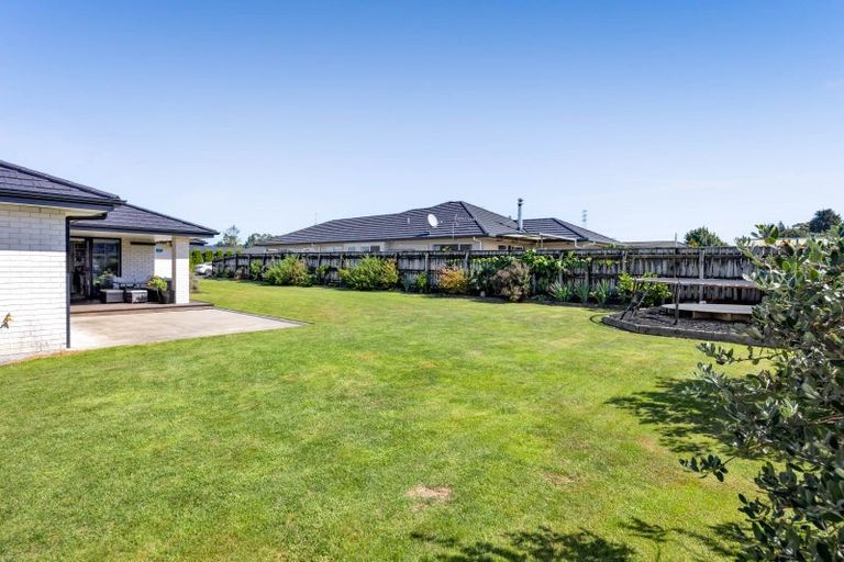 Photo of property in 10 Mercade Close, Stratford, 4332