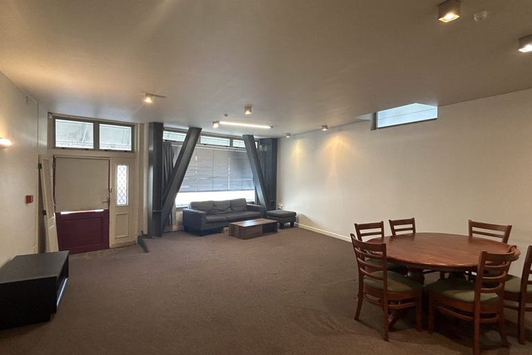 Photo of property in 8/38 Cleveland Street, Brooklyn, Wellington, 6021