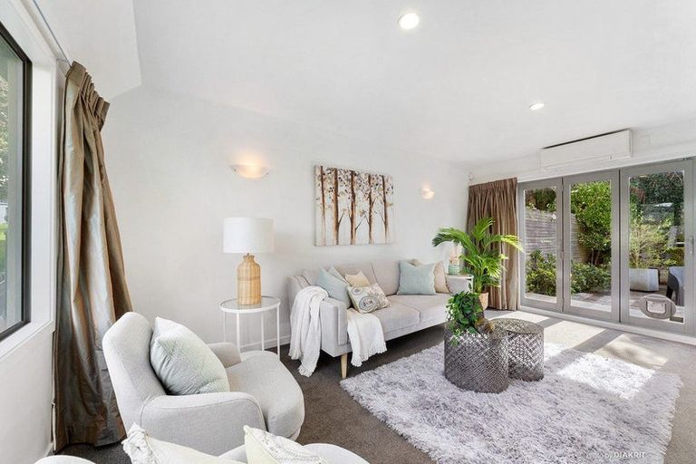 Photo of property in 93 Wright Street, Mount Cook, Wellington, 6021