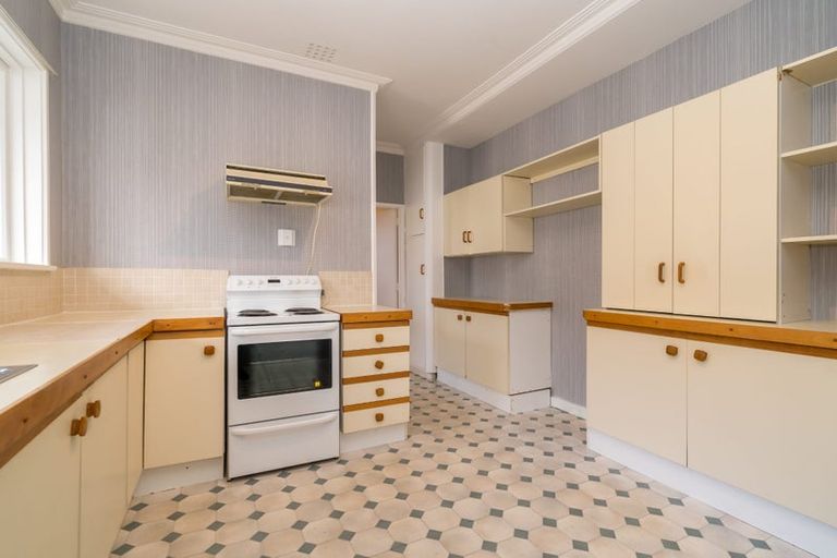 Photo of property in 131 Eglinton Road, Mornington, Dunedin, 9011