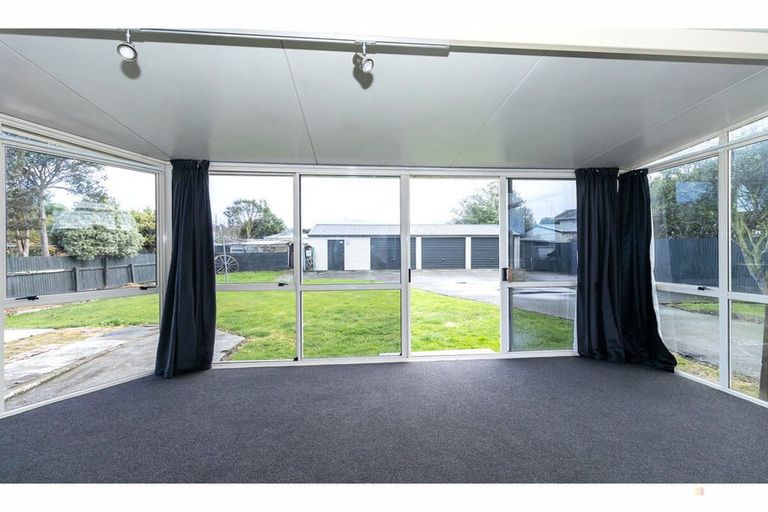 Photo of property in 6 Michael Street, Waimate, 7924