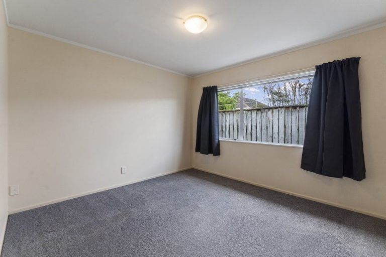 Photo of property in 17a Carlisle Street, Levin, 5510