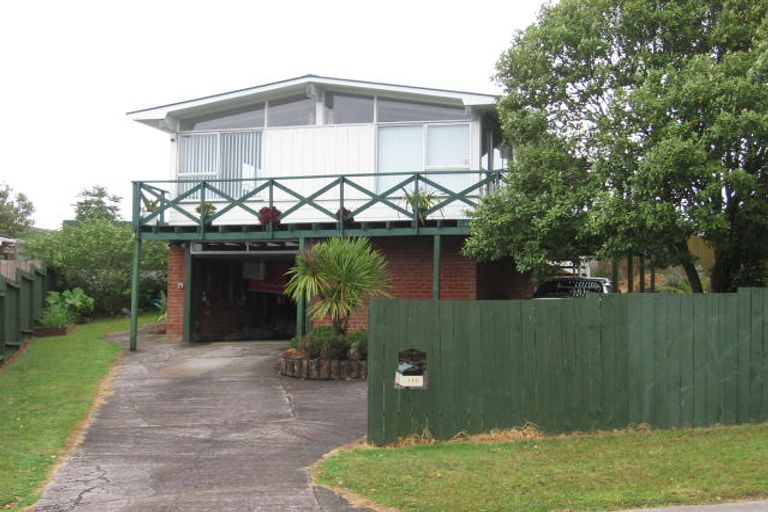 Photo of property in 110 Farquhar Road, Glendene, Auckland, 0602