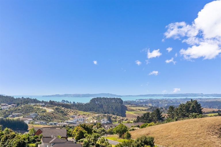 Photo of property in 565 Redoubt Road, Flat Bush, Auckland, 2019