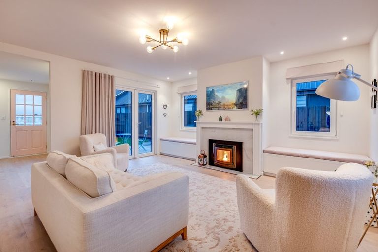 Photo of property in 17 El Patron Lane, Halswell, Christchurch, 8025