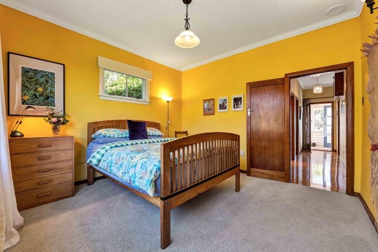 Photo of property in 7091 South Road, Warea, New Plymouth, 4381