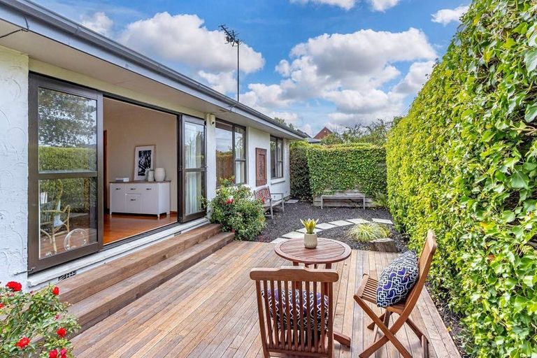 Photo of property in 1/9 Geraldine Street, Edgeware, Christchurch, 8013