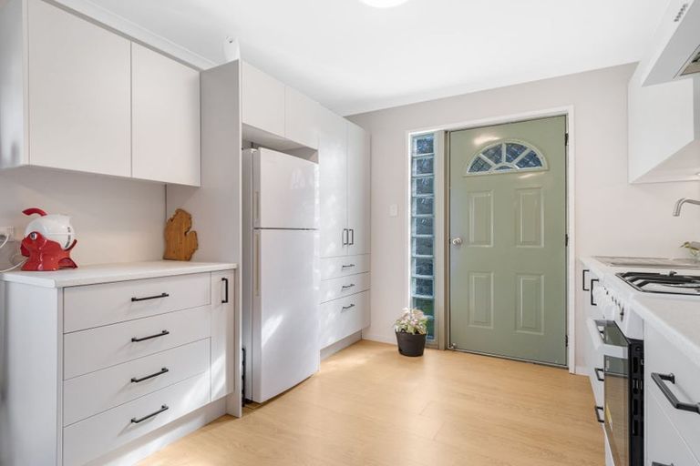 Photo of property in 17 Byron Grove, Owhata, Rotorua, 3010