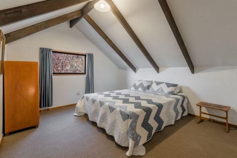 Photo of property in 24 Rata Street, Wanaka, 9305