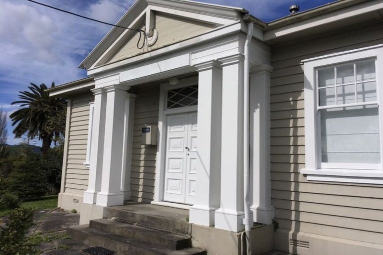 Photo of property in 62 Hurndall Street East, Maungaturoto, 0520