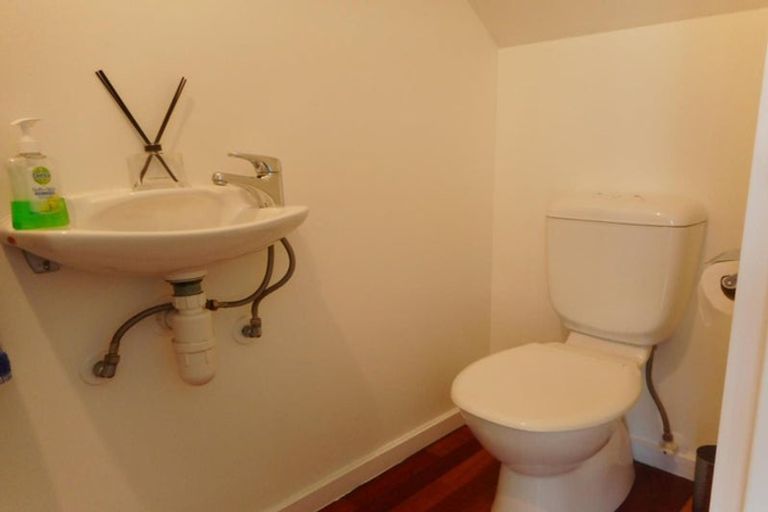 Photo of property in De Vere Apartments, 23/23 Tennyson Street, Te Aro, Wellington, 6011