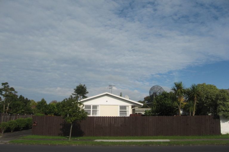 Photo of property in 73 Cascades Road, Pakuranga Heights, Auckland, 2010