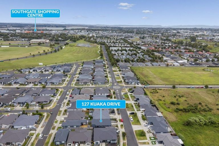 Photo of property in 127 Kuaka Drive, Takanini, 2112