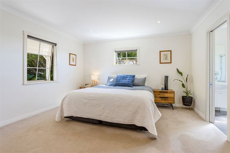 Photo of property in 135c Hutchinson Road, Helensville, 0875