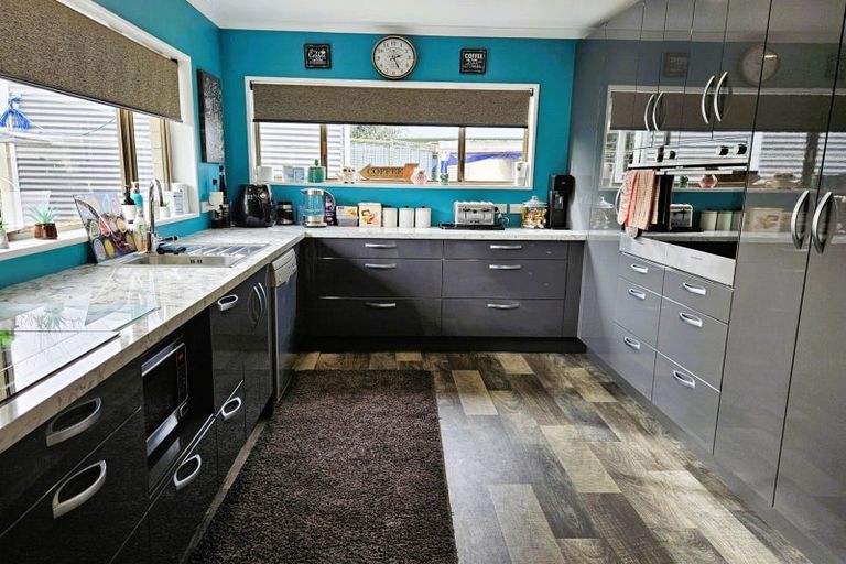 Photo of property in 204 Flaxmere Avenue, Flaxmere, Hastings, 4120