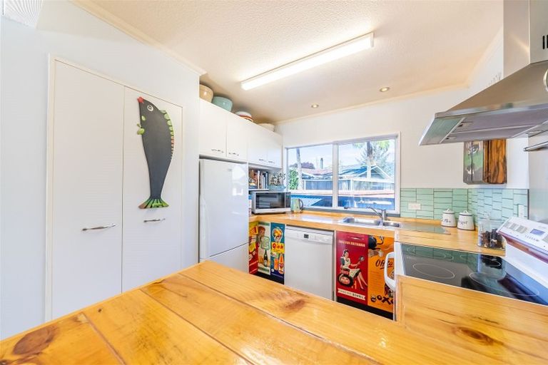 Photo of property in 3 Wyoming Grove, Totara Park, Upper Hutt, 5018