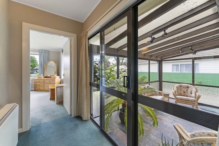 Photo of property in 33 Leistrella Road, Hoon Hay, Christchurch, 8025