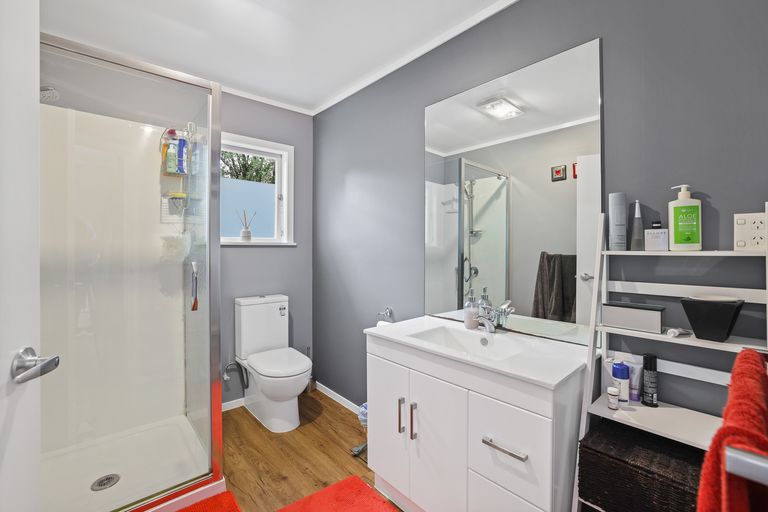 Photo of property in 18 Richmond Street, Cambridge, 3434