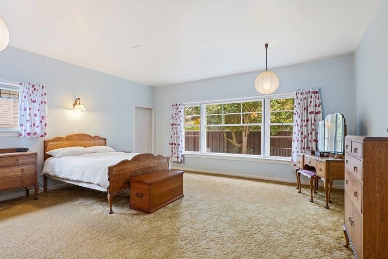 Photo of property in 92a Clyde Road, Ilam, Christchurch, 8041