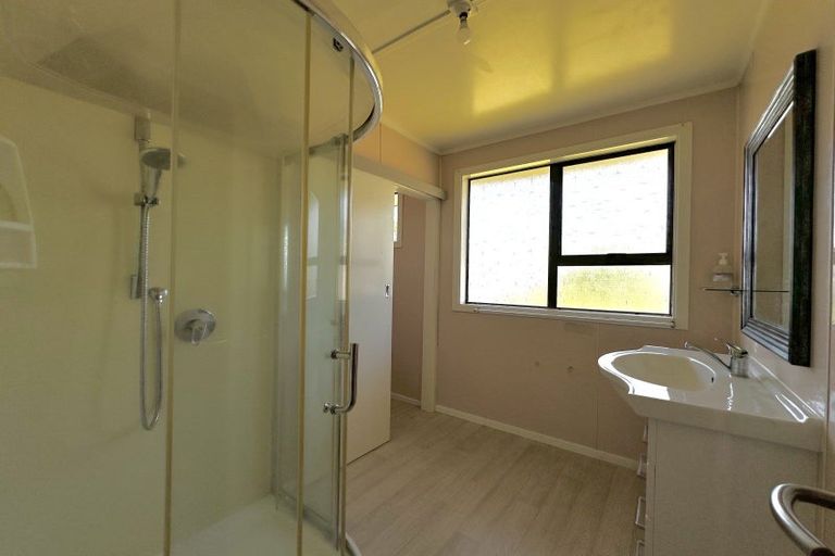 Photo of property in 17 Philip Street, Tokoroa, 3420