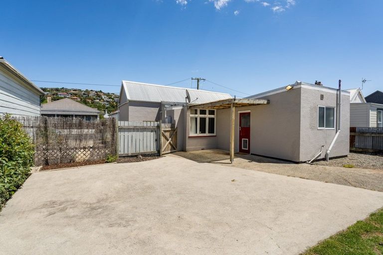 Photo of property in 28 Richmond Street, Forbury, Dunedin, 9012