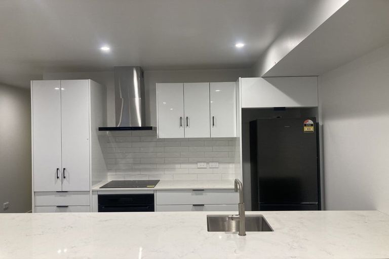 Photo of property in 2/32 Martin Square, Te Aro, Wellington, 6011