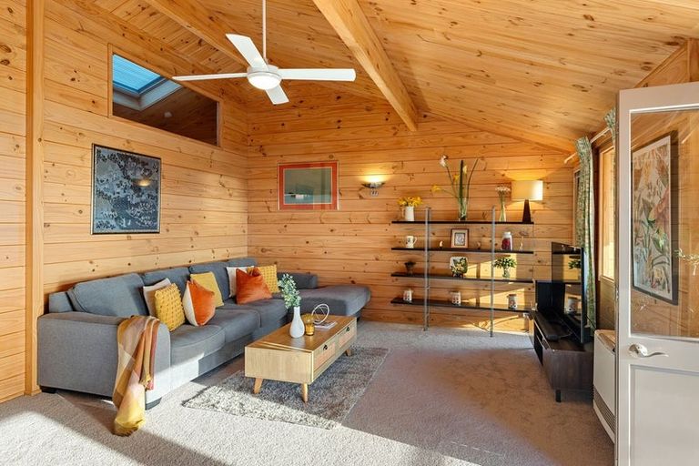 Photo of property in 53d Kotare Street, Waikanae, 5036