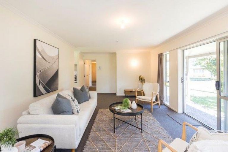 Photo of property in 42 Meadowbrook Drive, Cloverlea, Palmerston North, 4412