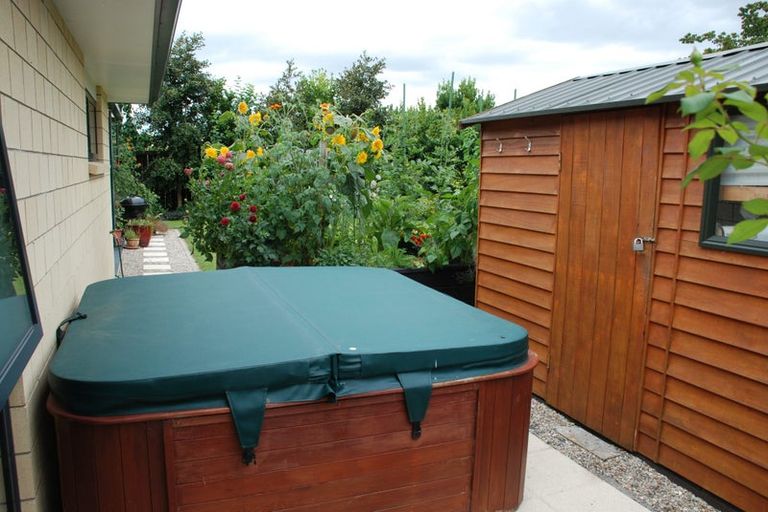 Photo of property in 4 Tiaki Way, Cambridge, 3434