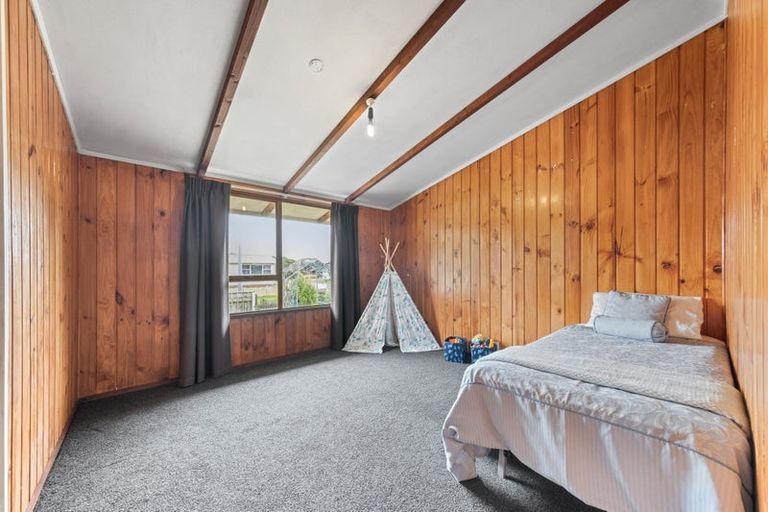 Photo of property in 40 Ihaia Street, Waitara, 4320